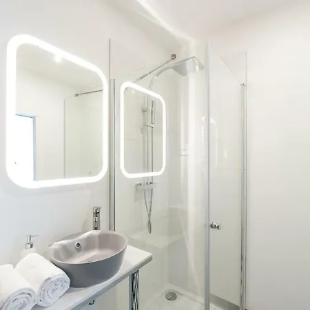 Le Deluxe - Rue Riquet Avec Parking Apartment *